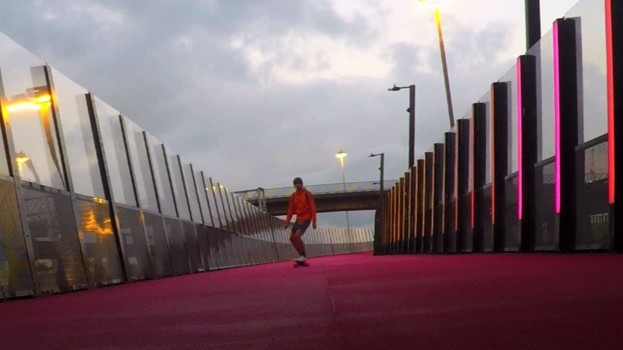 30 Seconds on a Boosted Board