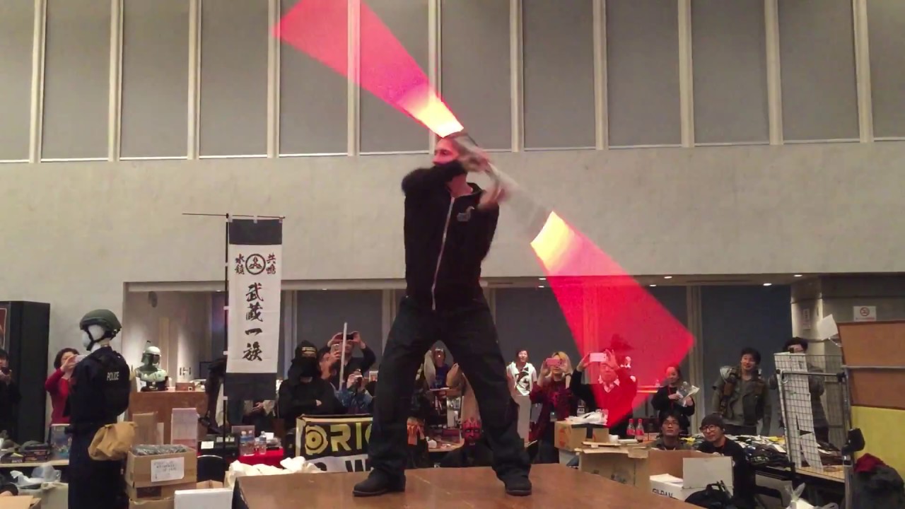 Ray Park (a.k.a. Darth Maul) Gives A Lightsaber Demonstration In Tokyo