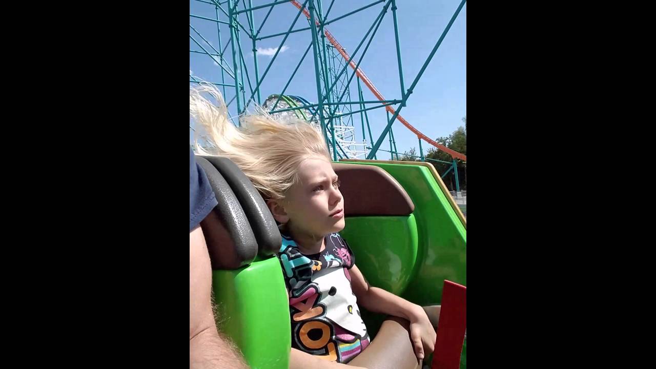 8yr old first ride  - Twisted Colossus - Six Flags Magic Mountain