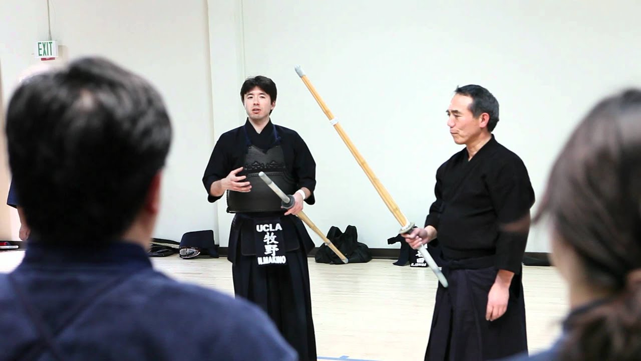 Kenichi Ishida Sensei visits Butokuden dojo