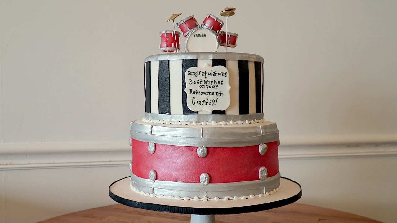 Making a Sculpted Drum Set Cake!
