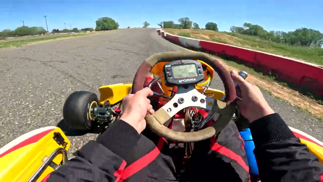 Hot laps at Prairie City [4K]