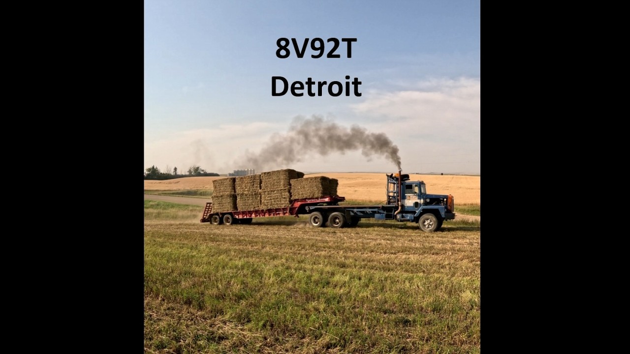 International Paystar 5000 with Detroit 8V92T hauling bales #truck #screamingjimmy #farming