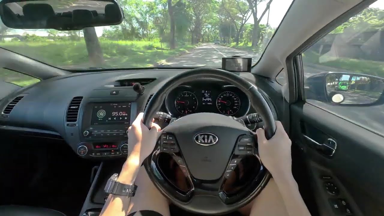 POV: 2017 Kia Cerato K3 Drive