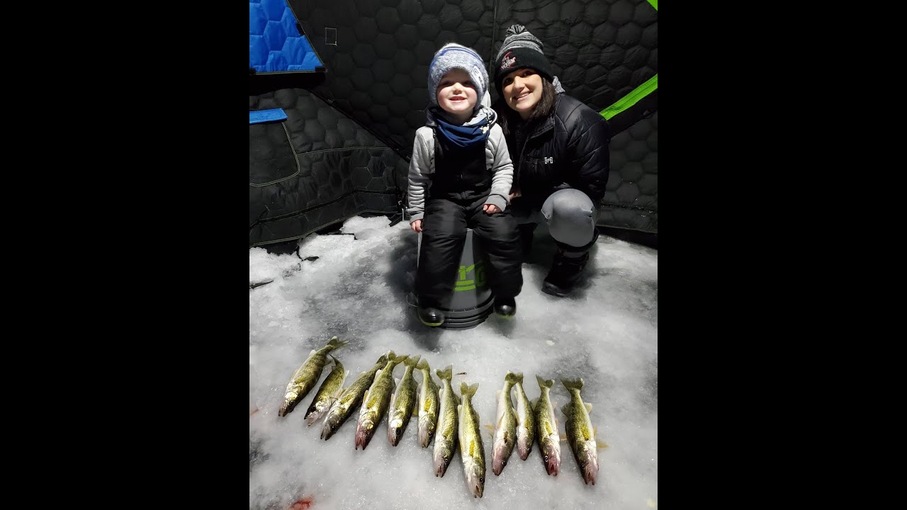 Lake Winnibigoshish: Ice Fishing Walleye Catch & Cook with Incredible Blackened Walleye Nachos!