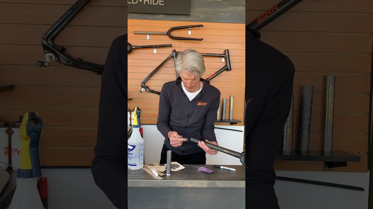Lennard Zinn installs a steering tube insert - ENVE fork