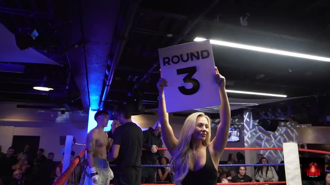 fight 12 / Lucas Dyson VS Lee Pearson