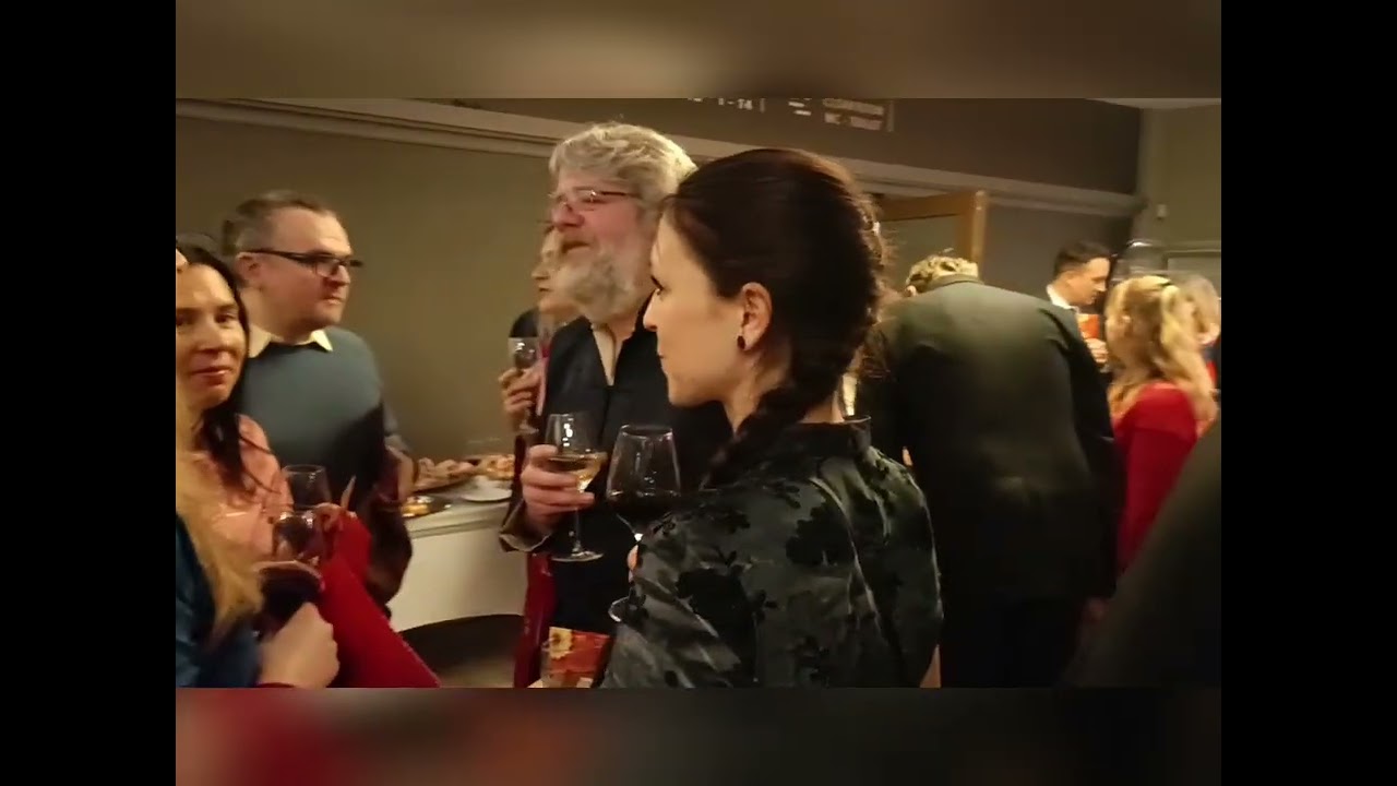 欢乐春节演出在布拉格著名的海柏尼剧场获得捷克观众们的热烈欢迎与喜爱The Happy Chinese New Year performances were warmly welcome&liked💓