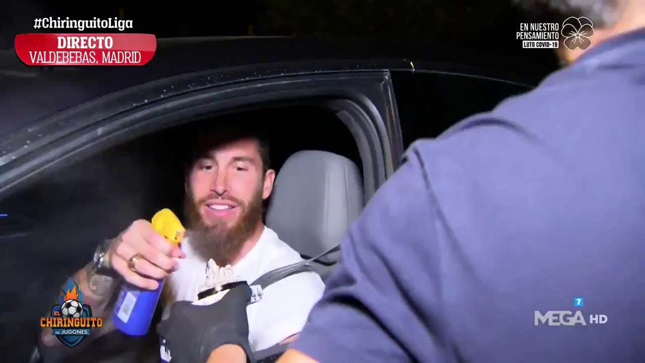 EDU AGUIRRE entrega una CIBELINA a SERGIO RAMOS