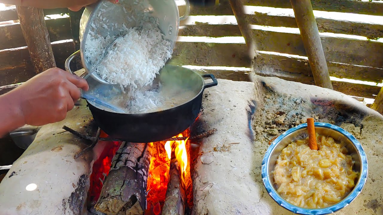 Le Puso Coco Rallado A La Batata Hirviendo Para Hacer Este Dulce