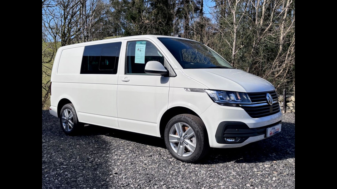 VW TRANSPORTER 2.0 TDI T32 Highline Kombi 6 Seat Diesel Manual SWB 150PS LP74VYV 2025 (74) 4832 mile