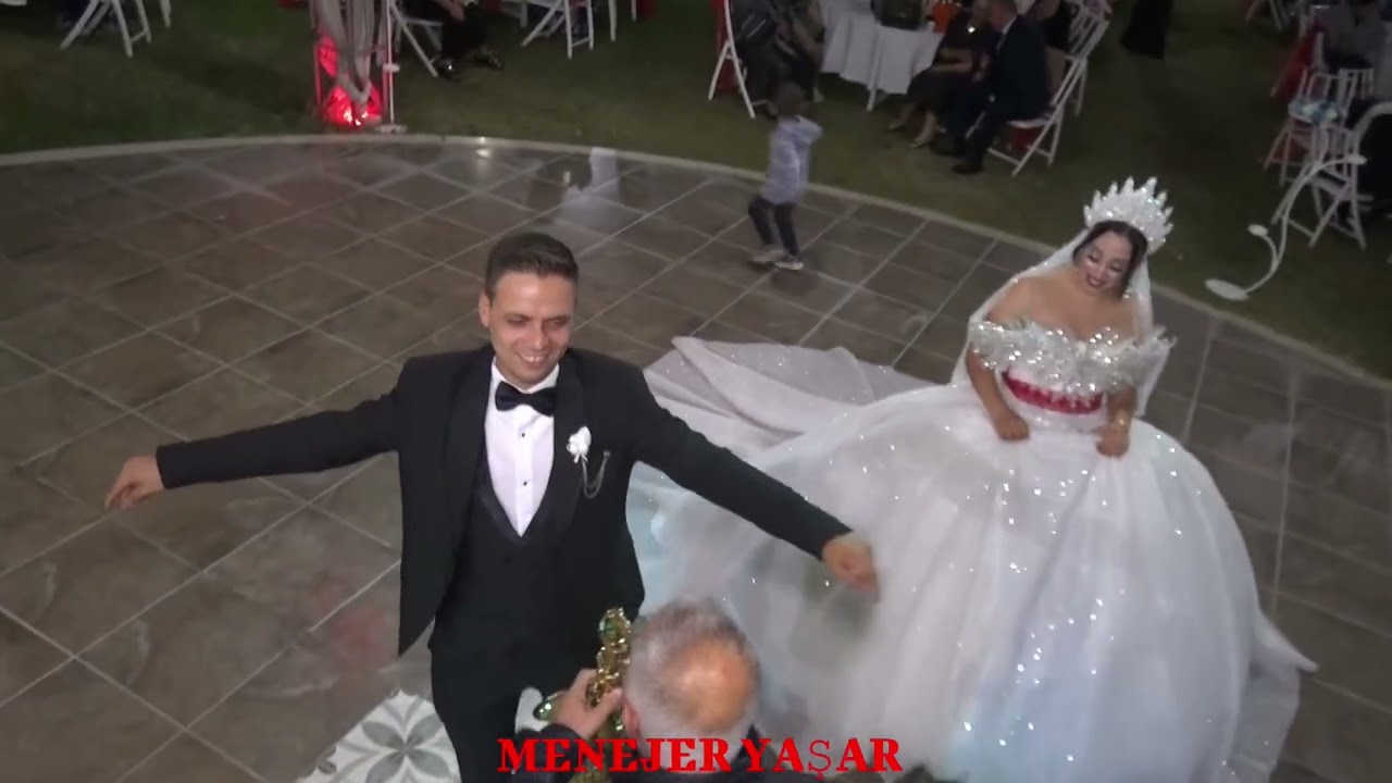 SÖKELİ HASRET VE SAKSAFONCU HASAN BABA ÇALDI GELİN HANIM VE DAMAT BEY COŞTU