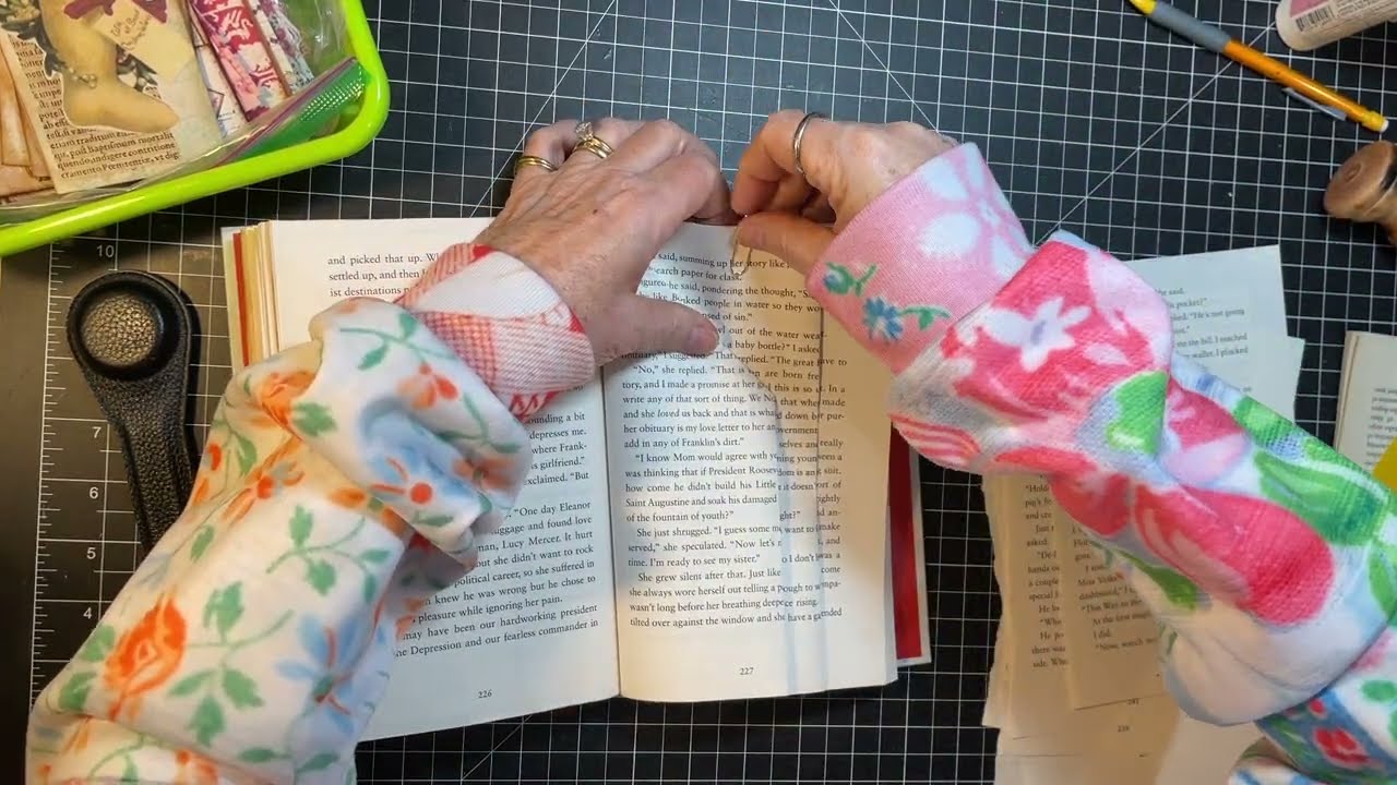 Christmas 2023 Altered Book Journal - Part 4