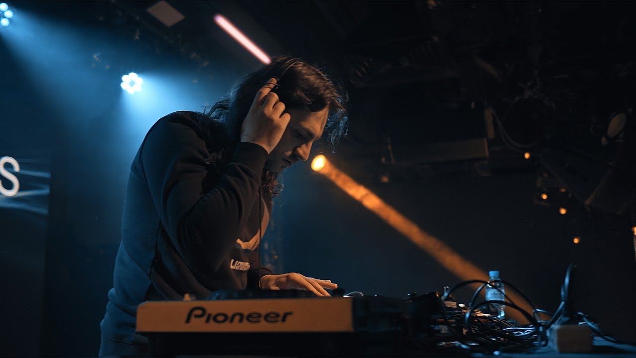 Bert H – Burning Series Live ft . MC V + Interview (Occulti Music Tv)