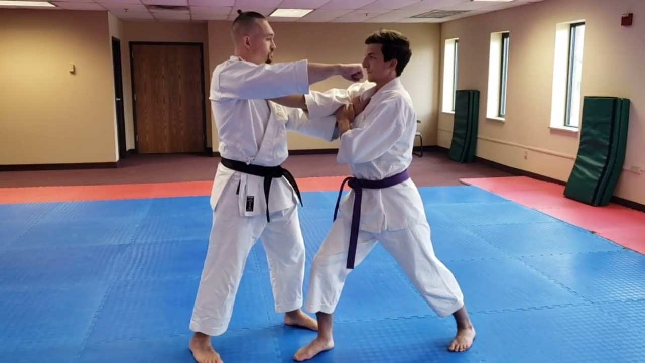 Heian Sandan Bunkai / Oyo Spear-Hand Spin to Hammerfist