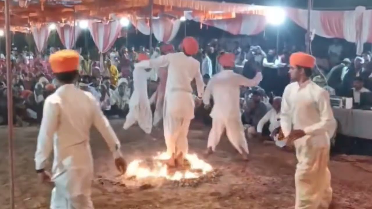 🙏🙏 श्री जश्ननाथ जी महाराज सिद्ध परंम्परा के अनुसार सिद्धौ द्वारा अग्नि नृत्य बतिस मांन भंण्डारा