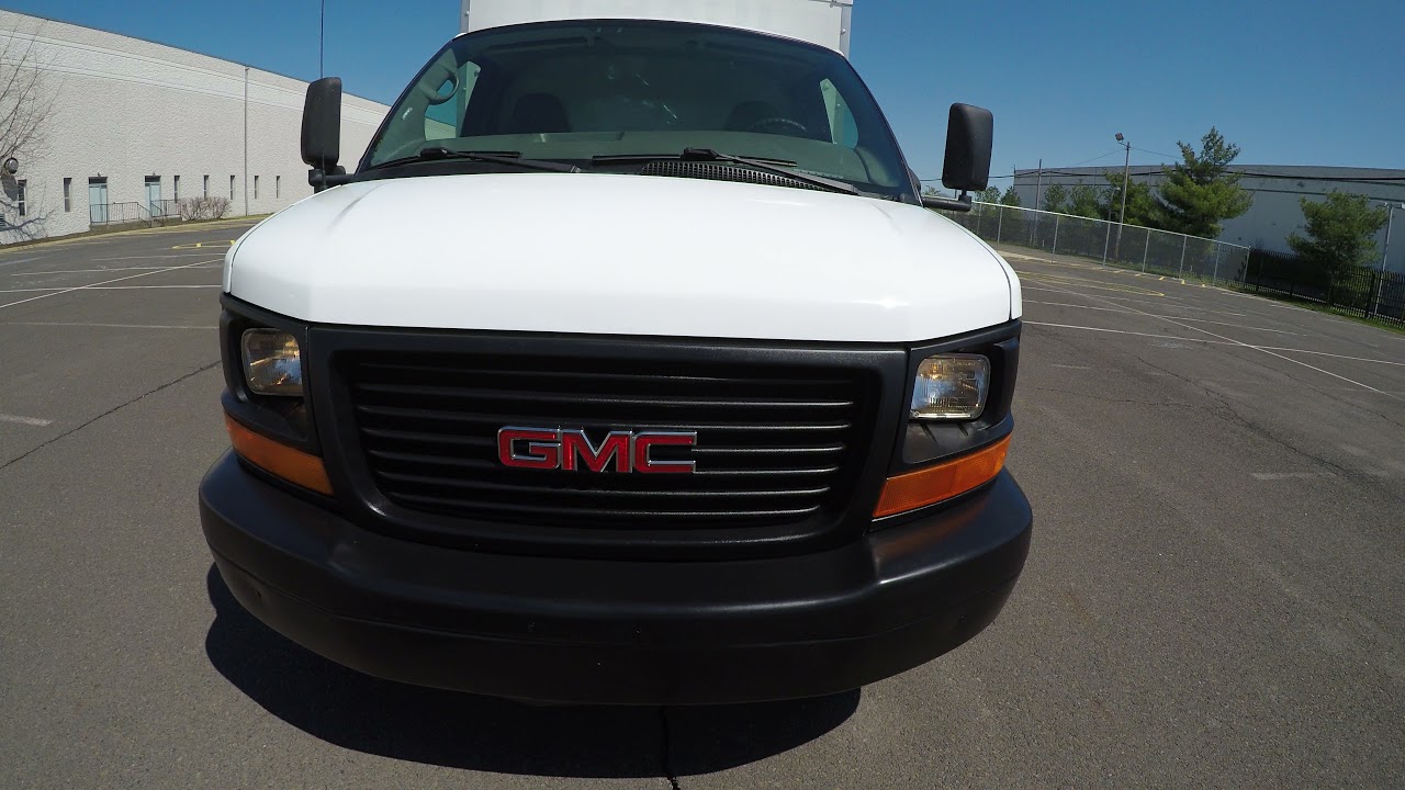 Обзор 4K GMC Savana 3500 10-футовый фургон 2007 года. Виртуальный тест-драйв и осмотр