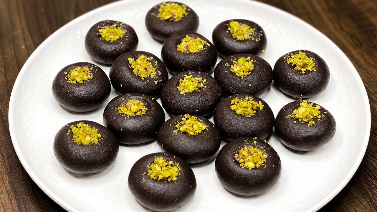 Chocolate Peda Recipe in 10 Minutes | No Cream, No Condensed Milk | Peda Recipe