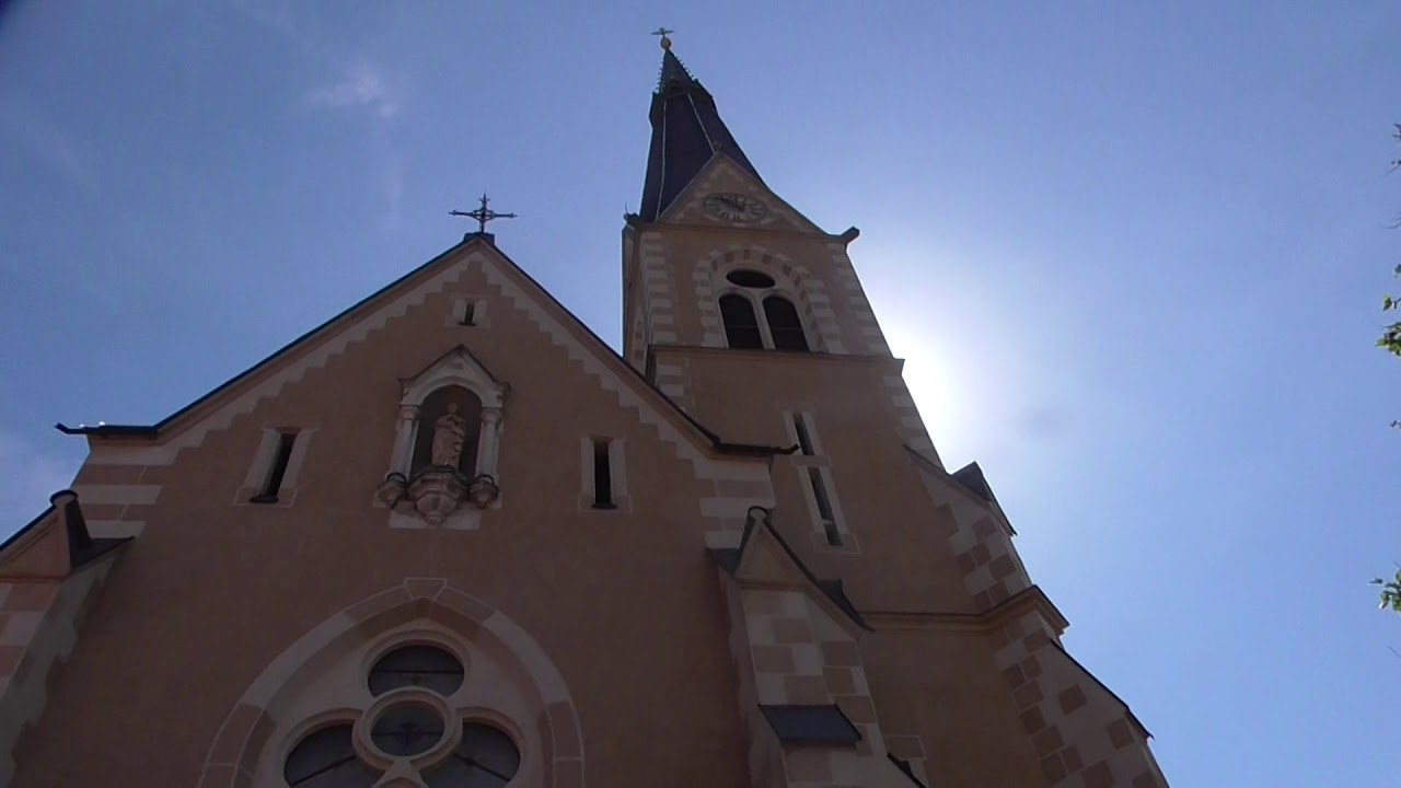 Villach, St. Nikolai: Vollgeläute