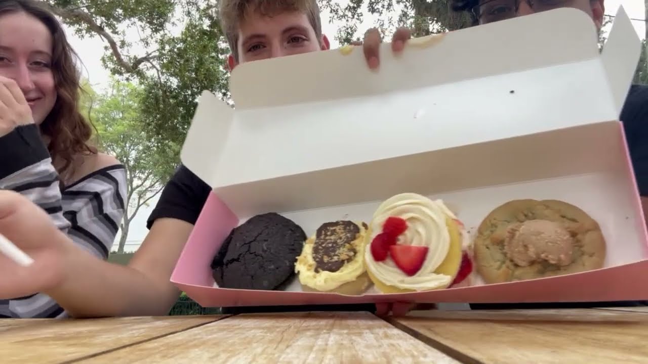 evil trio crumbl review