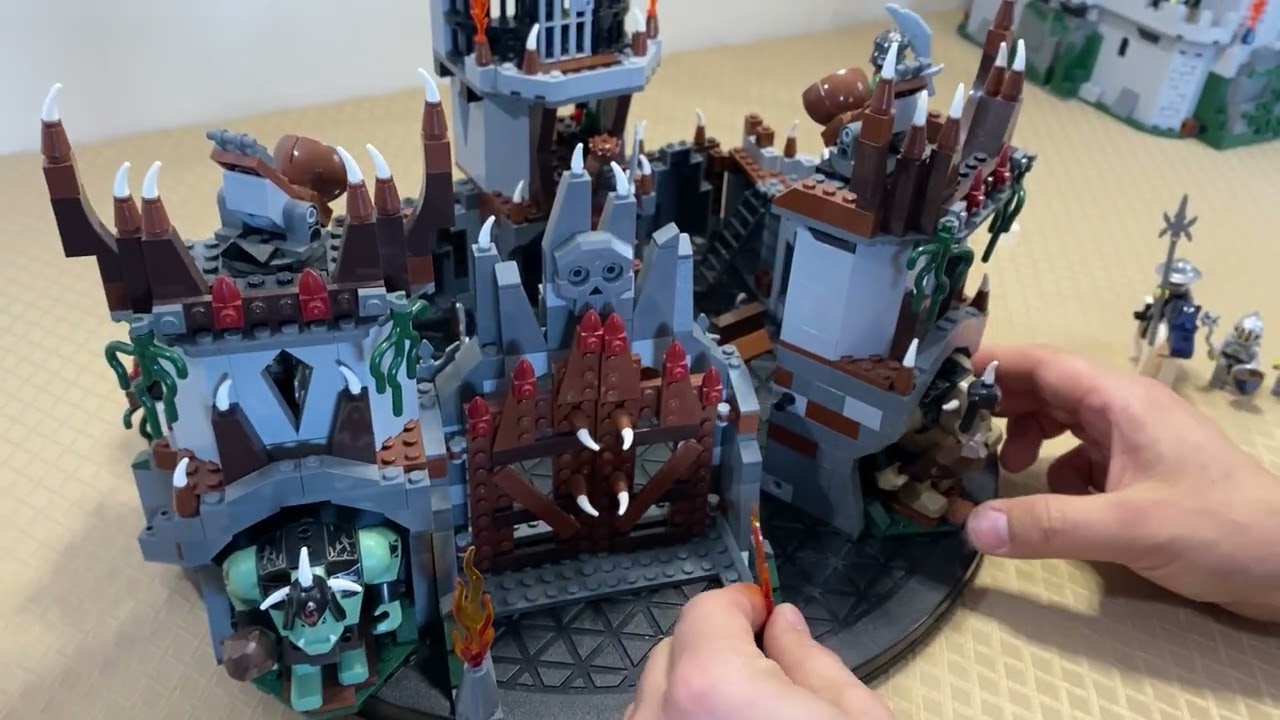 Lego Castle Set 7097 Troll Mountain Fortress Castle