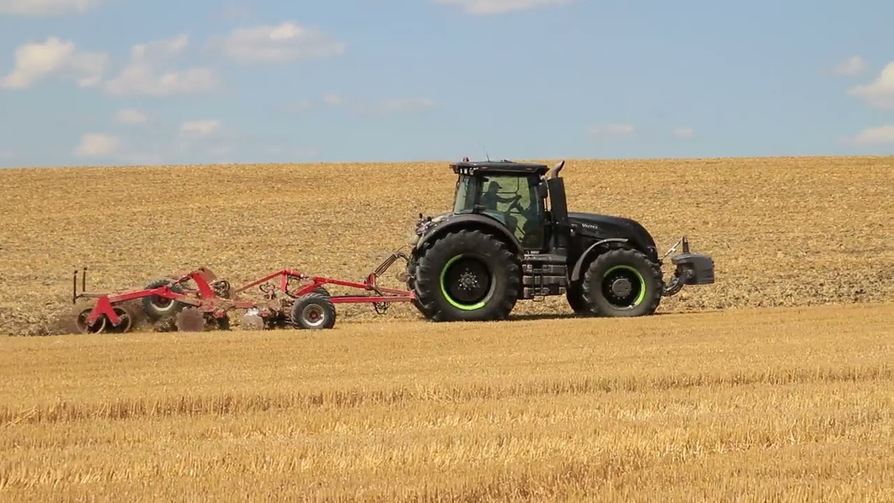 Talerzowanie 2023 w Gr  Skolarus  Valtra S374 & Horsch Joker 6HD