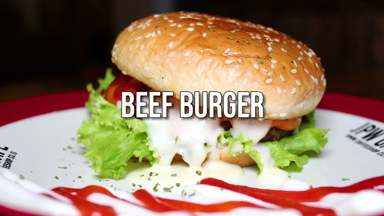 Beef Burger ala JPW Cafe & Resto