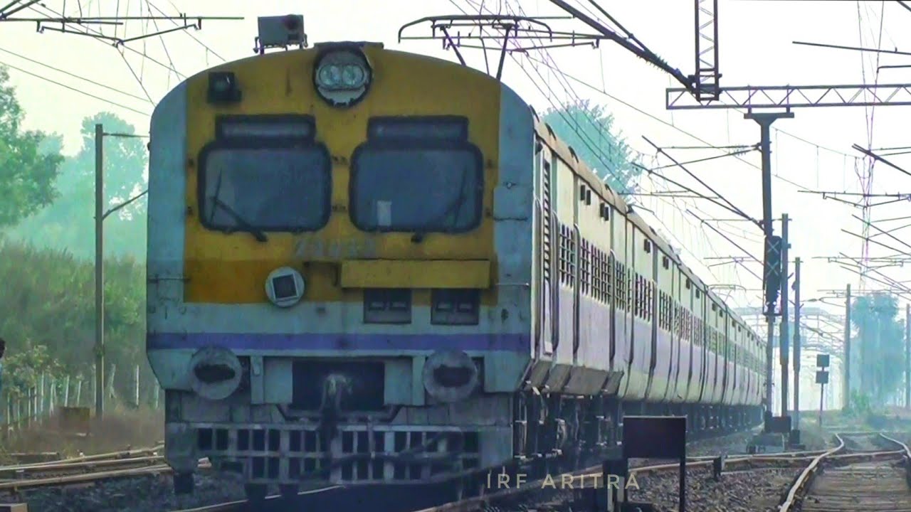 |[Inter-state MEMU as Staff Special]| Kharagpur - Rakha Mines Staff Special MEMU leaving Galudih.