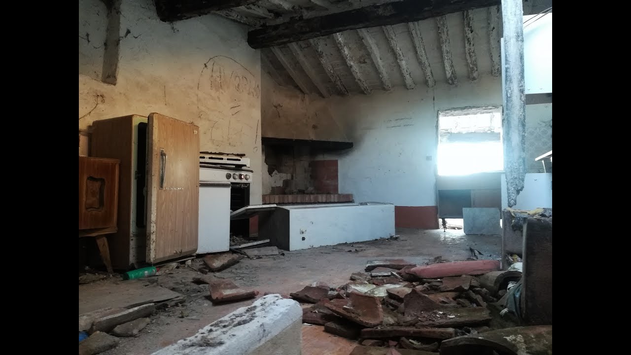 TOIANO, BORGO ABBANDONATO (PISA)