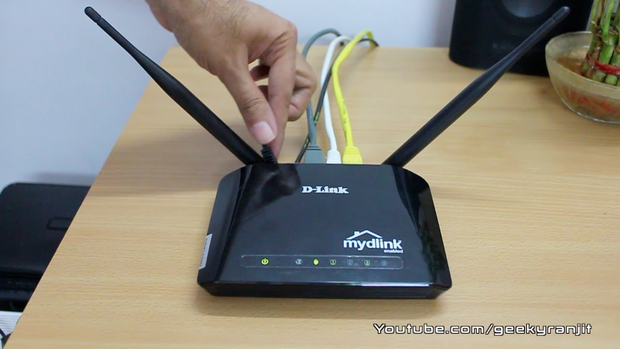 D-Link Cloud Router DIR-605L - WiFi Router Review