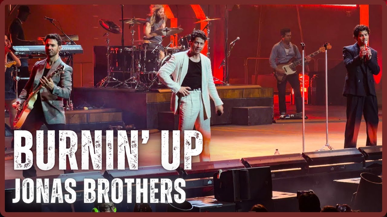 Jonas Brothers - Burnin' Up (Live) in Seattle, Washington at Climate Pledge Arena