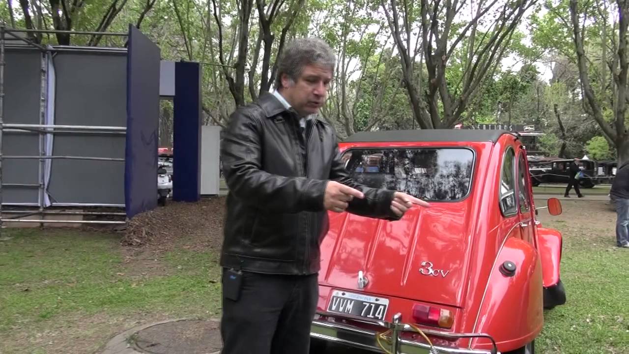 Citro&euml;n AMI 8 3CV y otros en AutoClasica 2015