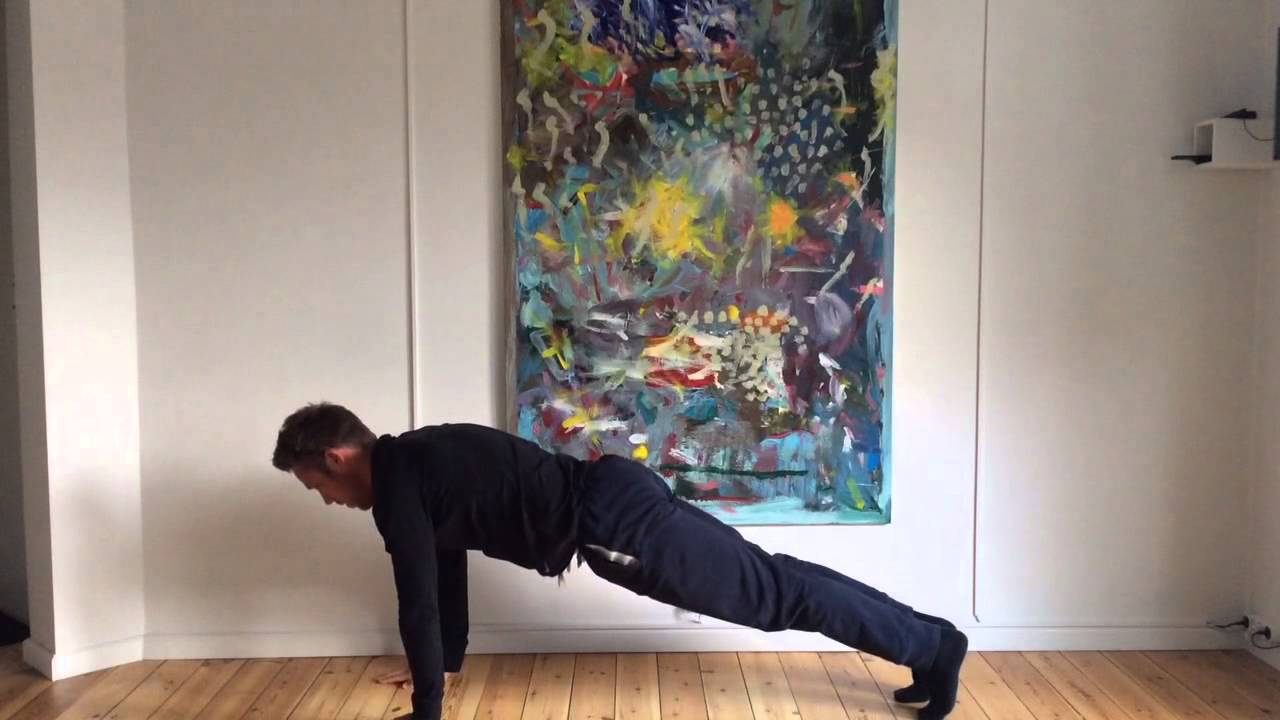 Morgengymnastik 3 - Peter Liljensten Personlig Tr&aelig;ner & L&oslash;becoach