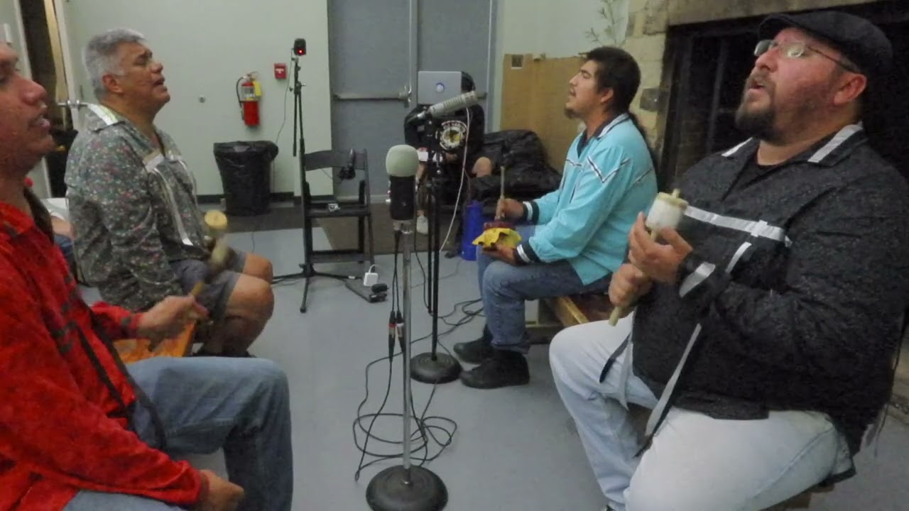 Gayó:waga:yöh (Seneca Old Moccasin Dance)