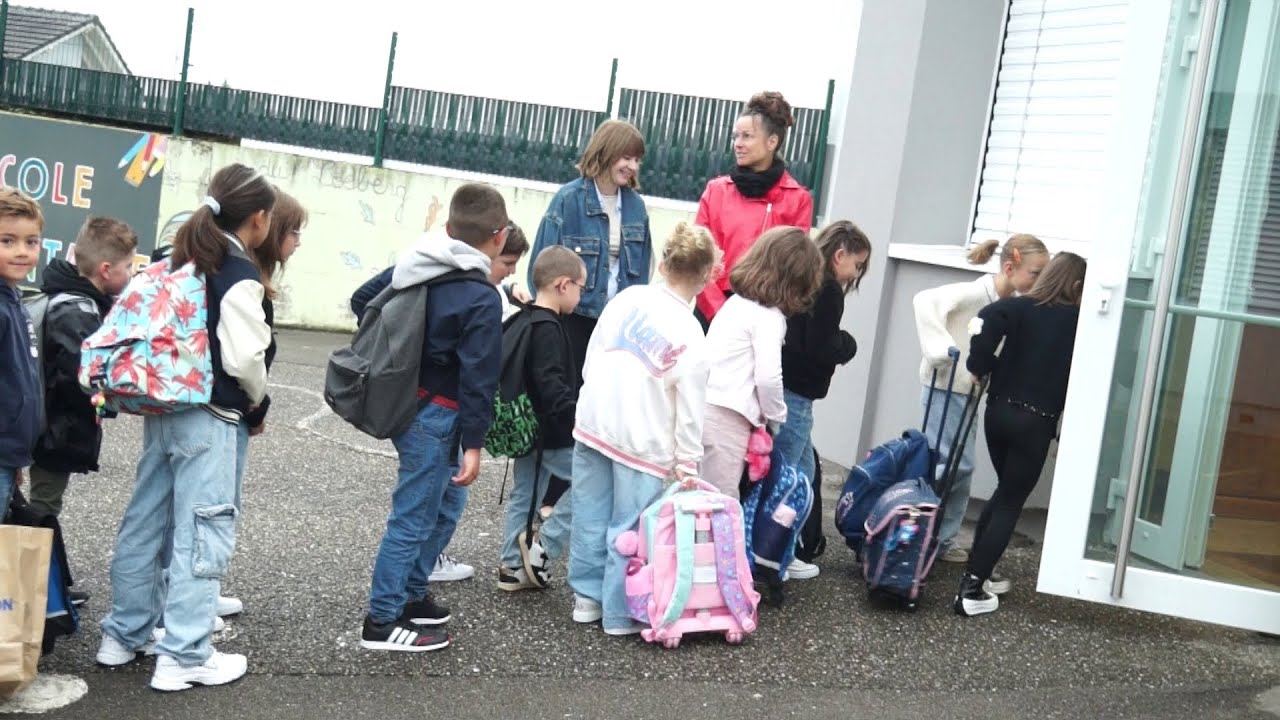 La rentrée 2025 à l'école élémentaire et maternelle d'Etzling.
