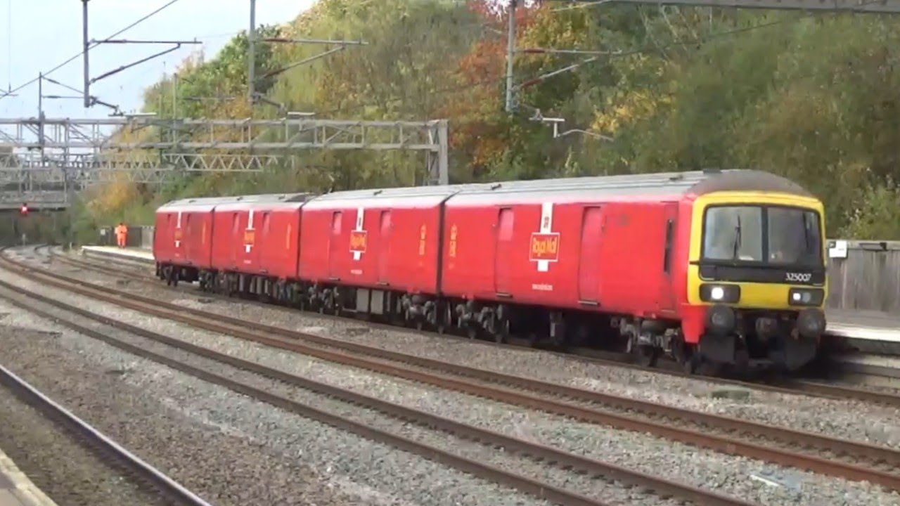 Trains at Tamworth (ft - *RARE* TFW 197 unit move) | 01/11/23