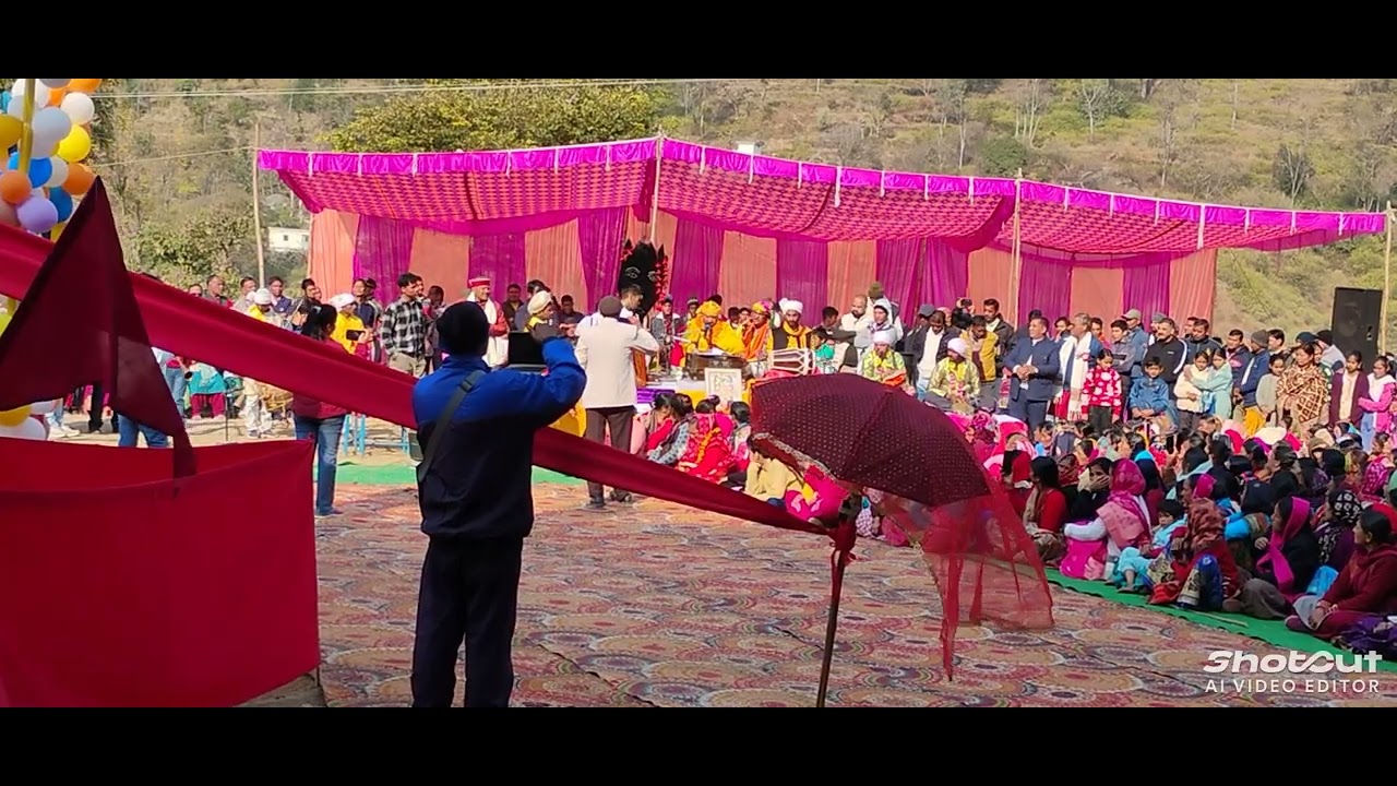 बच्छणस्यू मंडाण ग्रुप के द्वारा कमल व्यू का आयोजन