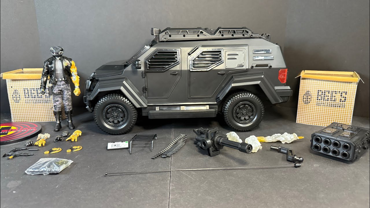 Mezco Rumblr and Death Adder Figure One 12 Collective 