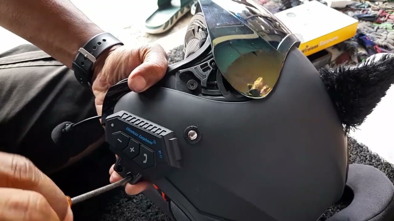 Tutorial Cara Pasang Intercom Helm - Cara Pasang Spoiler Helm Kyt Kyoto