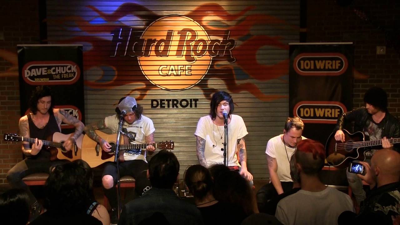 Asking Alexandria performing 