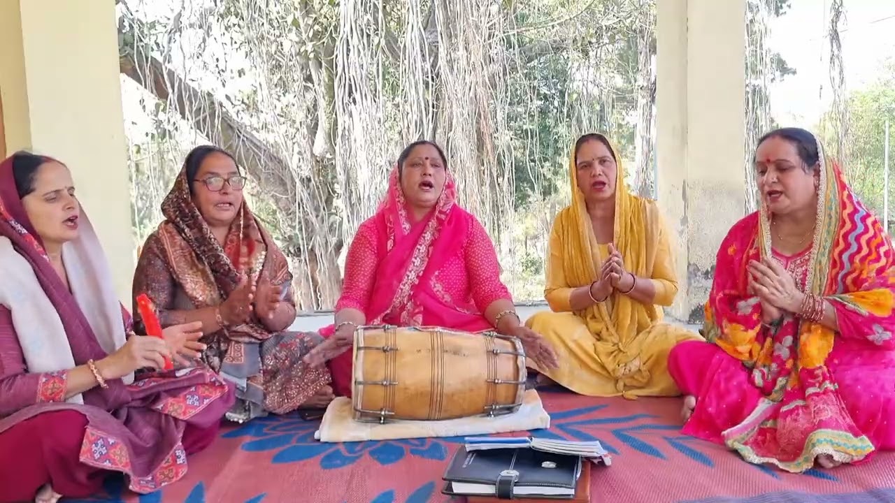 #bhajan 🚩नवरात्रि भजन 🌹झूलेया ओ झूलेया मन्दिरा दे झंडेया आज मेरी मैया जी ने औणा हो #kirtan 🙏