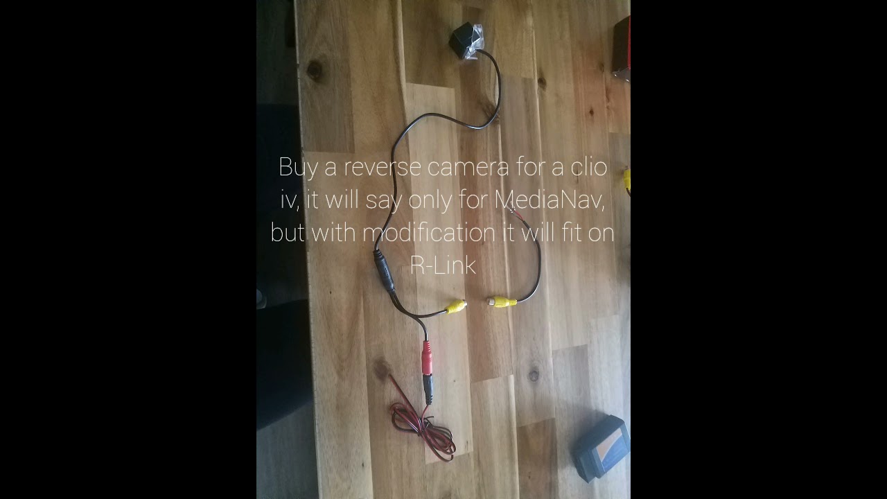 Renault Clio 4 (Estate) R-Link reverse camera install