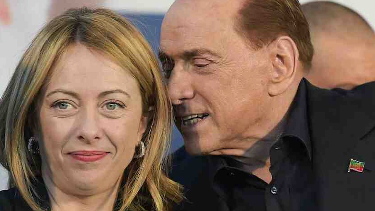 Bocchino: Berlusconi dhe Meloni kanë ndikuar shumë te e djathta, janë liderë të fortë që...