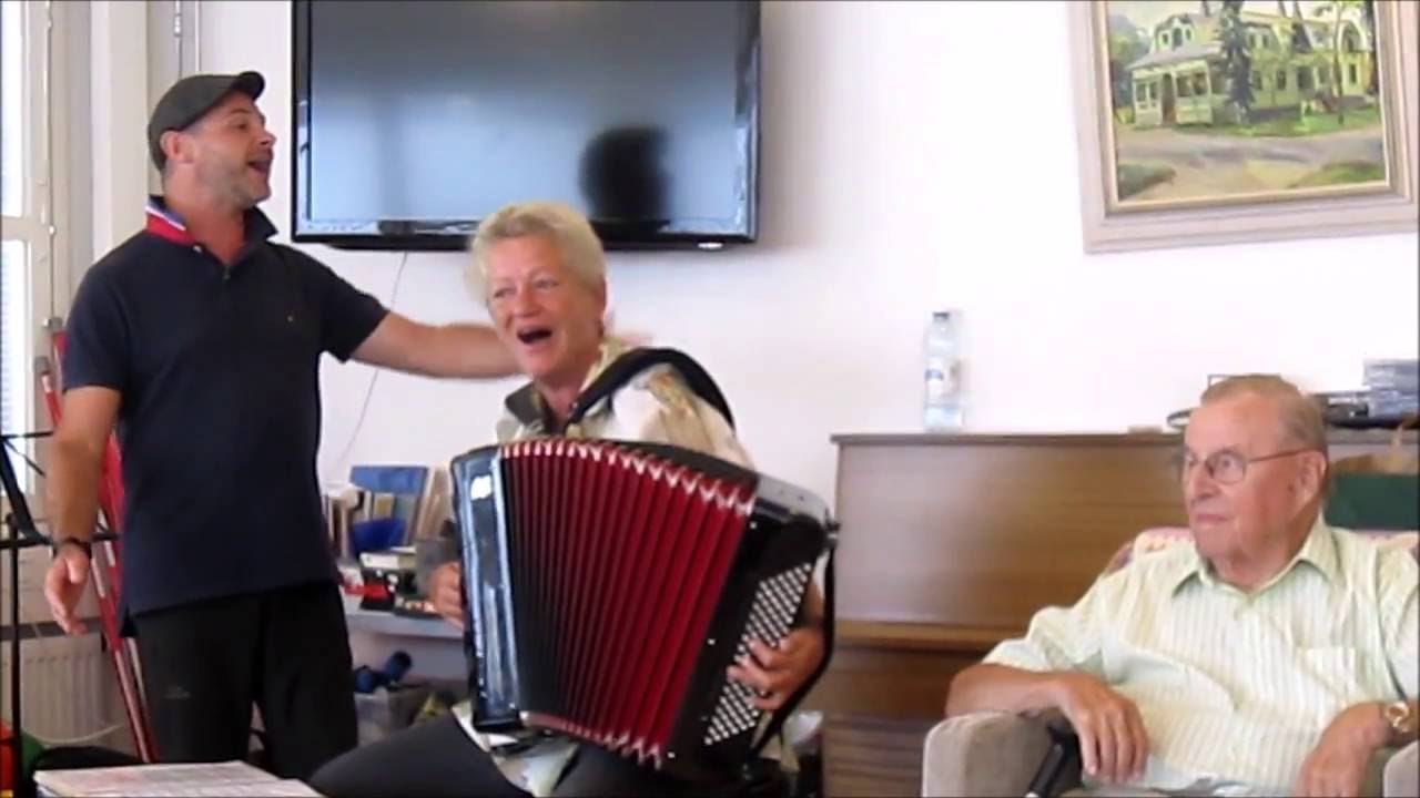 Nini peau d'chien - Iris Valin & Laurent Ribaud