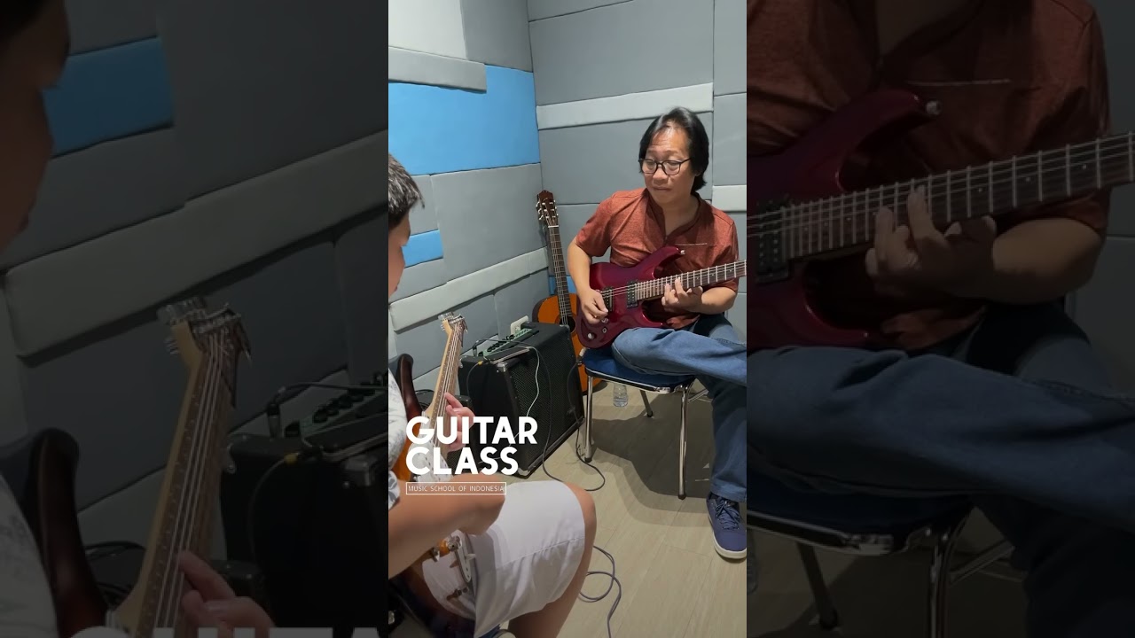 Belajar gitar bareng Coach Robert di kelas gitar MSI! 🎸🎶