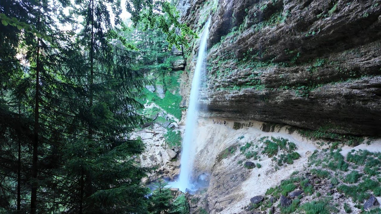 Juliana trail: day 11, Kransjka Gora -Mojstrana, 19 km + Pericnik Falls, 6 km