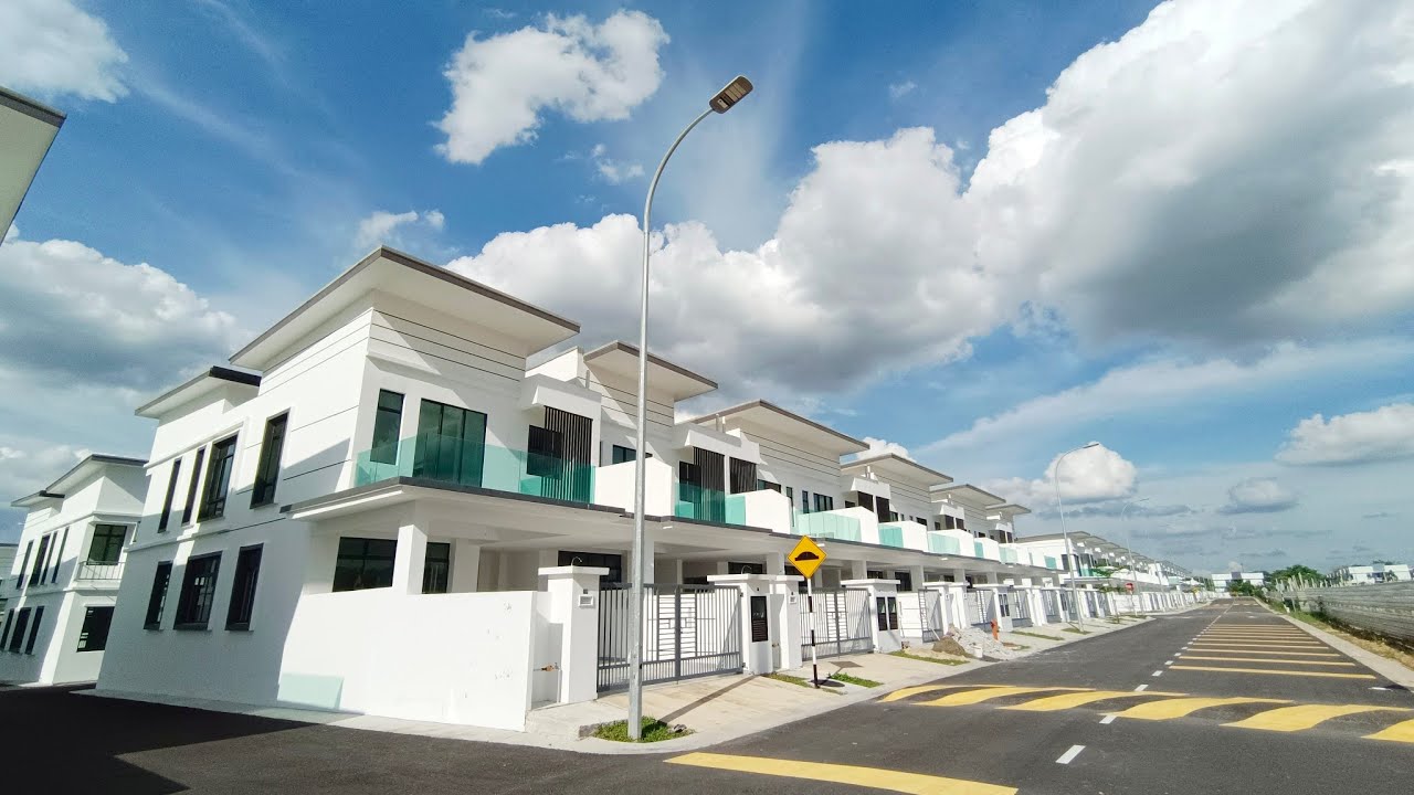 新山Bestari Indah | Lily 4 20x70 双层排楼 (空房)