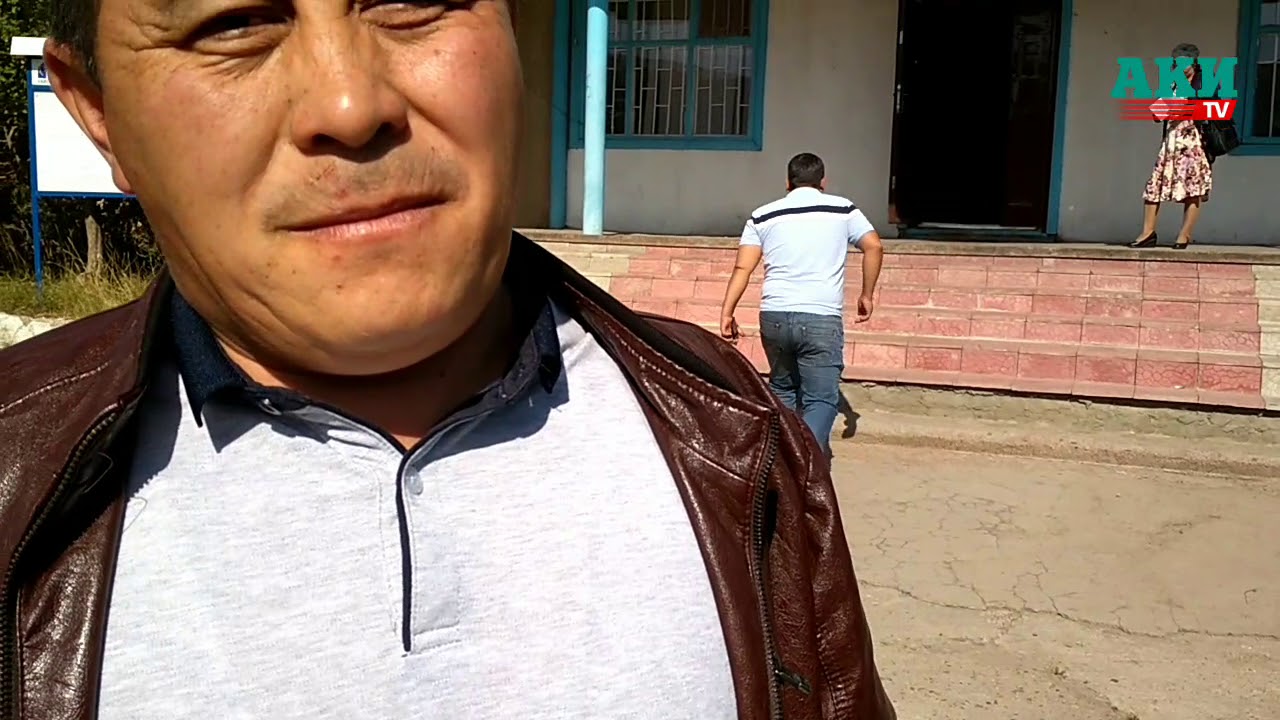 Жумгалда депутаттар Жумгал РЭСтин жетекчисине нааразы