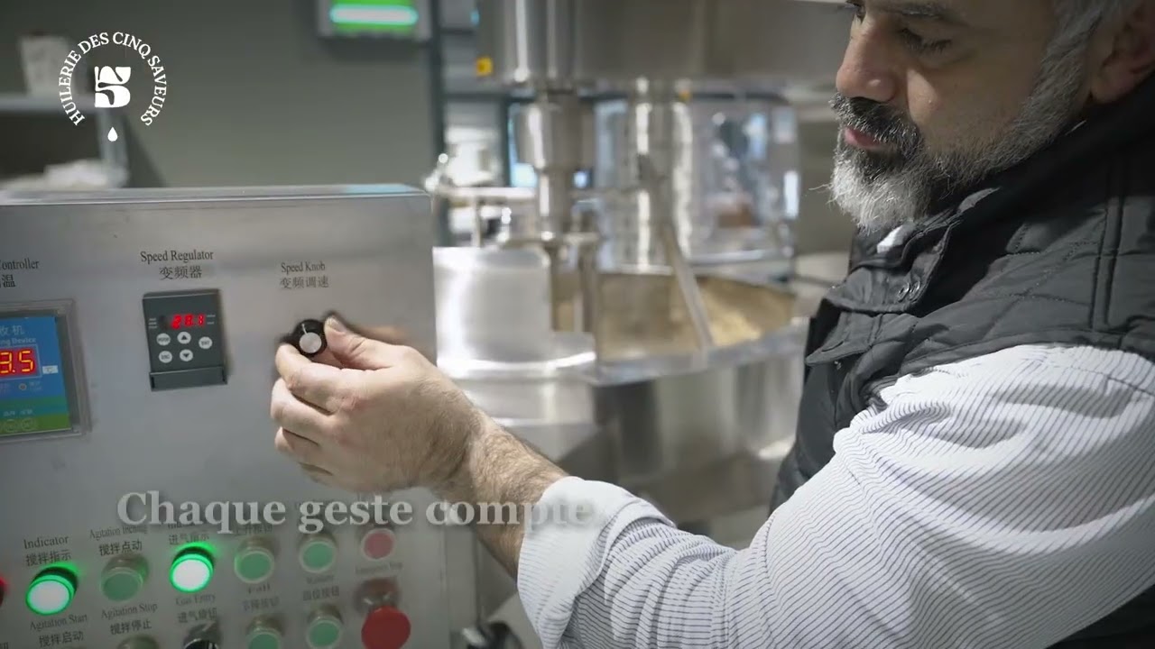 Huilerie des 5 Saveurs – Le Savoir-Faire Artisanal | Pressage Traditionnel & Huiles Gourmandes