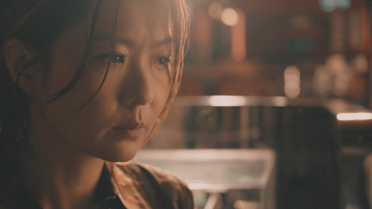 鍾達茵 Pam Chung - 痛  (feat. Joey Tang@太極樂隊) [Official Music Video]